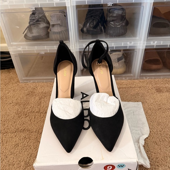 Aldo Elegant Black Heels for Women - Picture 2 of 4